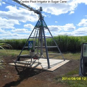 Centre Pivot Irrigator in Sugar Cane2